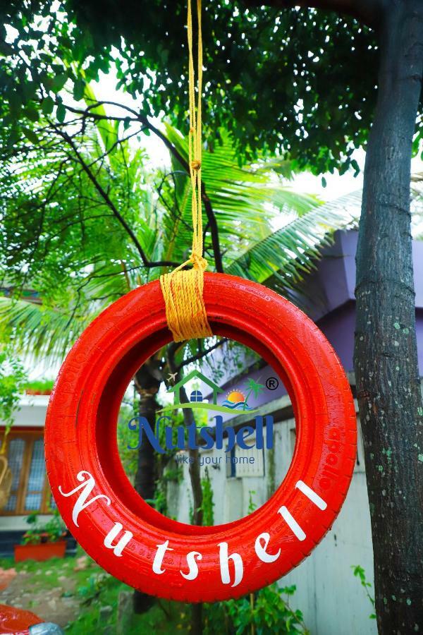 Appartamento Nutshell-Airport Retreat By The Sea Thiruvananthapuram Esterno foto